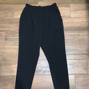 Black dress pants with pockets